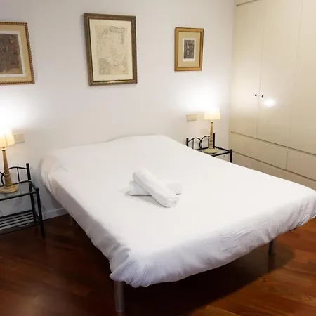 Rentalsevilla A Pies De La Giralda Daire